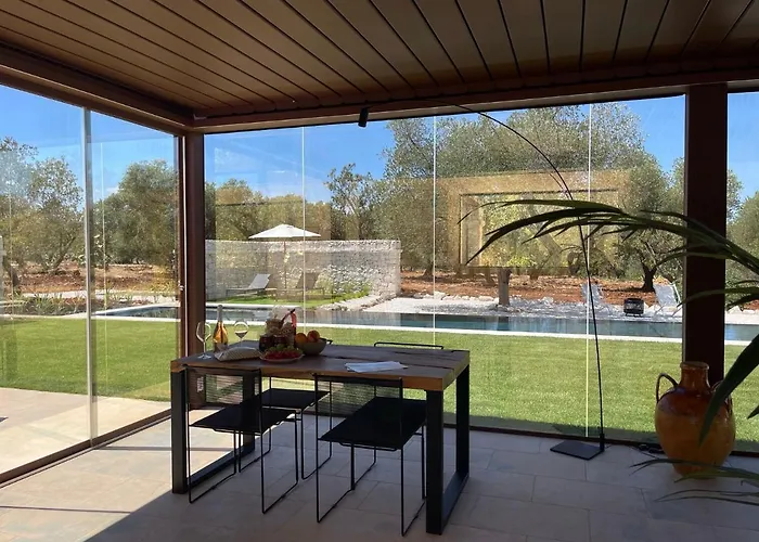 Villa Mirror Trullo And Mirror House Ostuni
