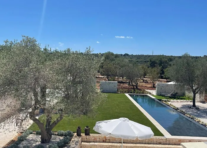 Villa Mirror Trullo And Mirror House