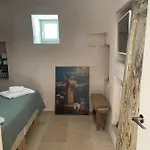 Villa Mirror Trullo And Mirror House *