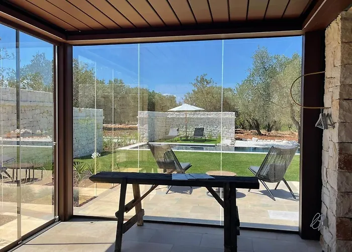 Mirror Trullo And Mirror House Villa